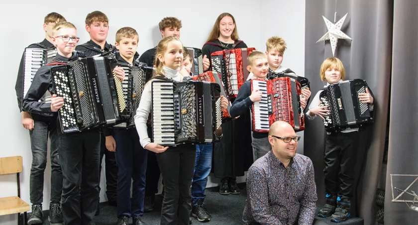 Zabrzmiały polki i suity. Koncert klasy akordeonowej Państwowej Szkoły Muzycznej w Bytowie
