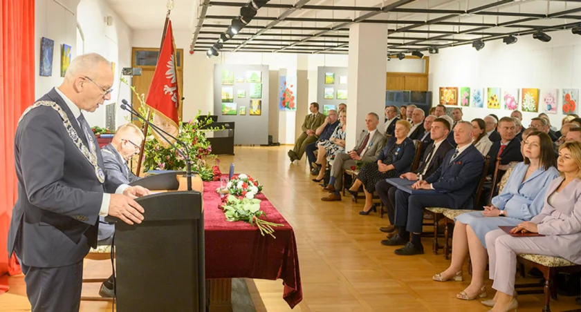 Wręczono Odznaki Honorowe Gminy Bytów
