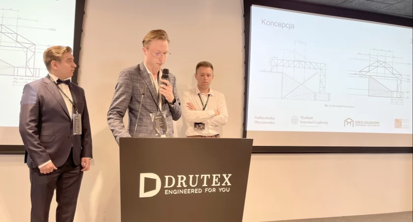 Studenci rywalizują w firmie Drutex