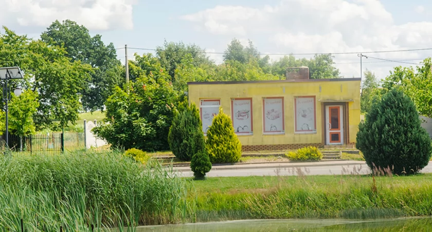 Świetlica ze sklepu i odnowiona sala wiejska