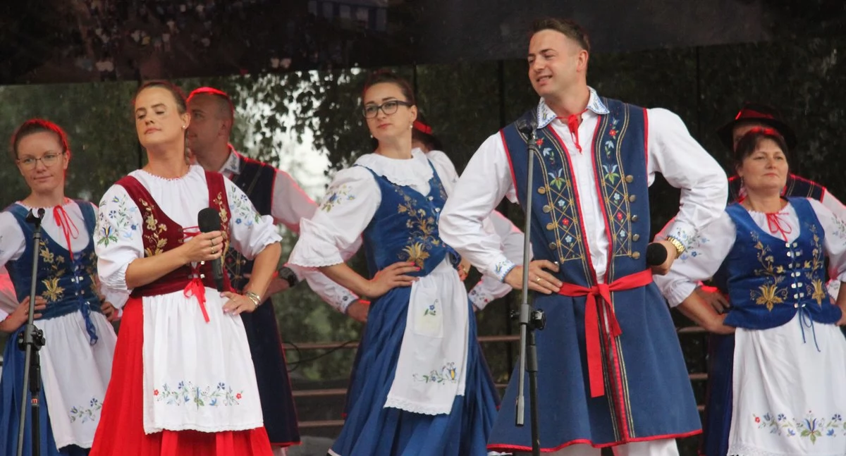 Zabawa po kaszubsku nad jeziorem Gwiazdy