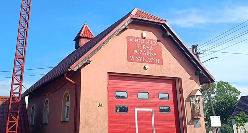 Nowy wóz do strażnicy w Sylcznie