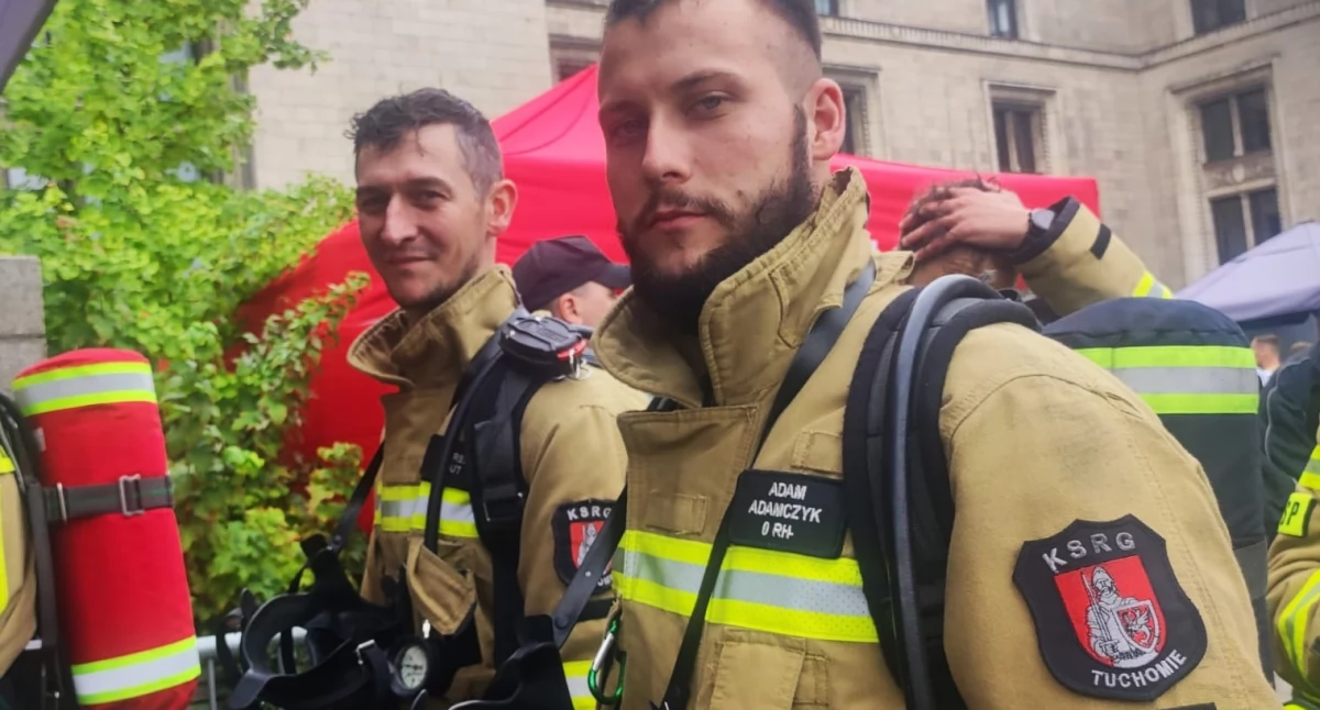 Na 30 piętro po schodach w 10 minut i 6 sekund