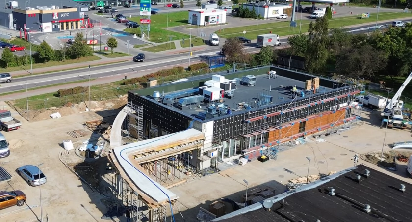 Mury pną się do góry. Bytowski McDonalds coraz bliżej