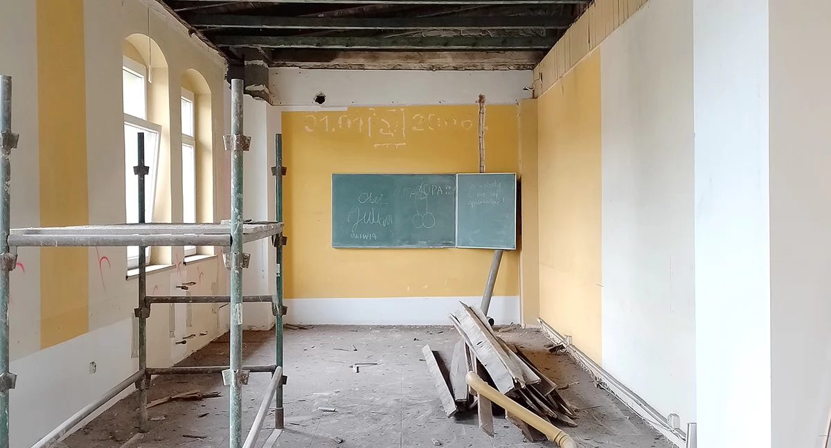 Rozpoczął się remont pomieszczeń w dawnych warsztatach szkolnych