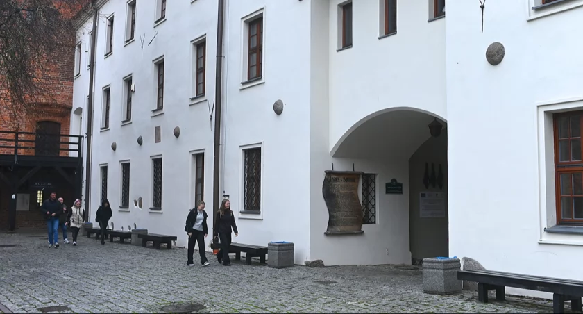 Kiedyś rycerze, teraz ochroniarze. Ochrona dla bytowskiego zamku