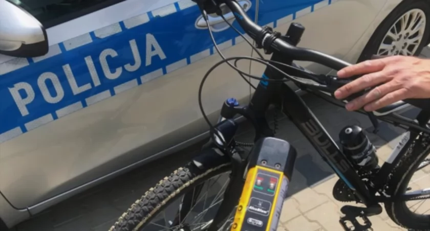 Na rowerze potrzebowali mocy promili. Słono zapłacą