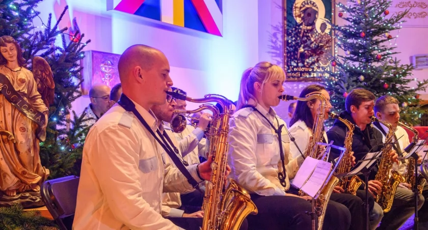 Piękny koncert kolęd w kościele św. Filipa Neri [FILM + GALERIA ZDJĘĆ]