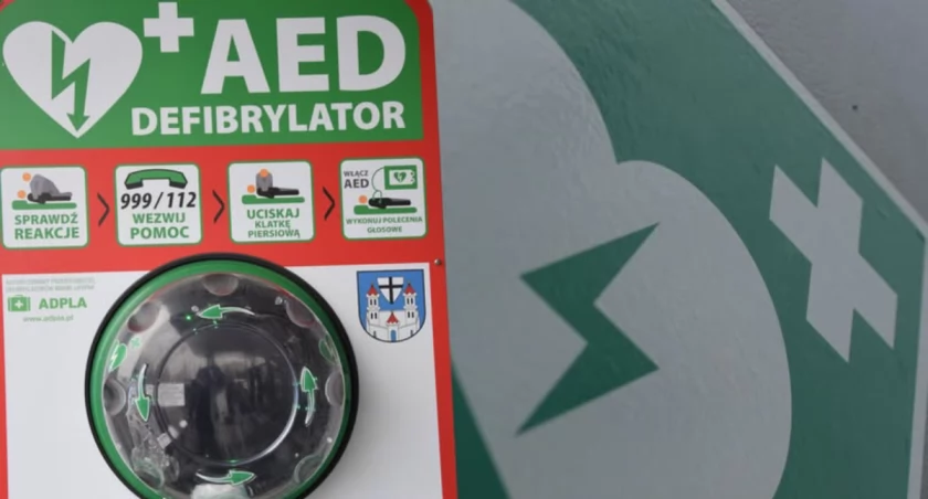 Ktokolwiek widział, ktokolwiek wie. Spod LIDLA skradziono defibrylator