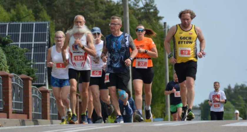 Grubo ponad 200 zawodników na bytowskich trasach