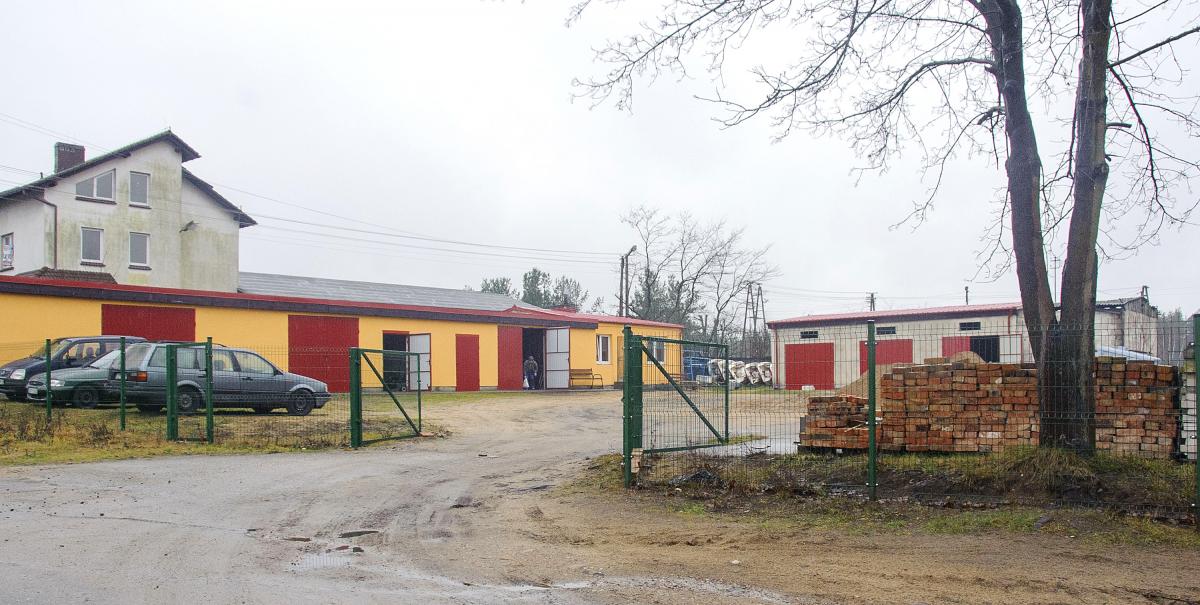 Remontują bazę