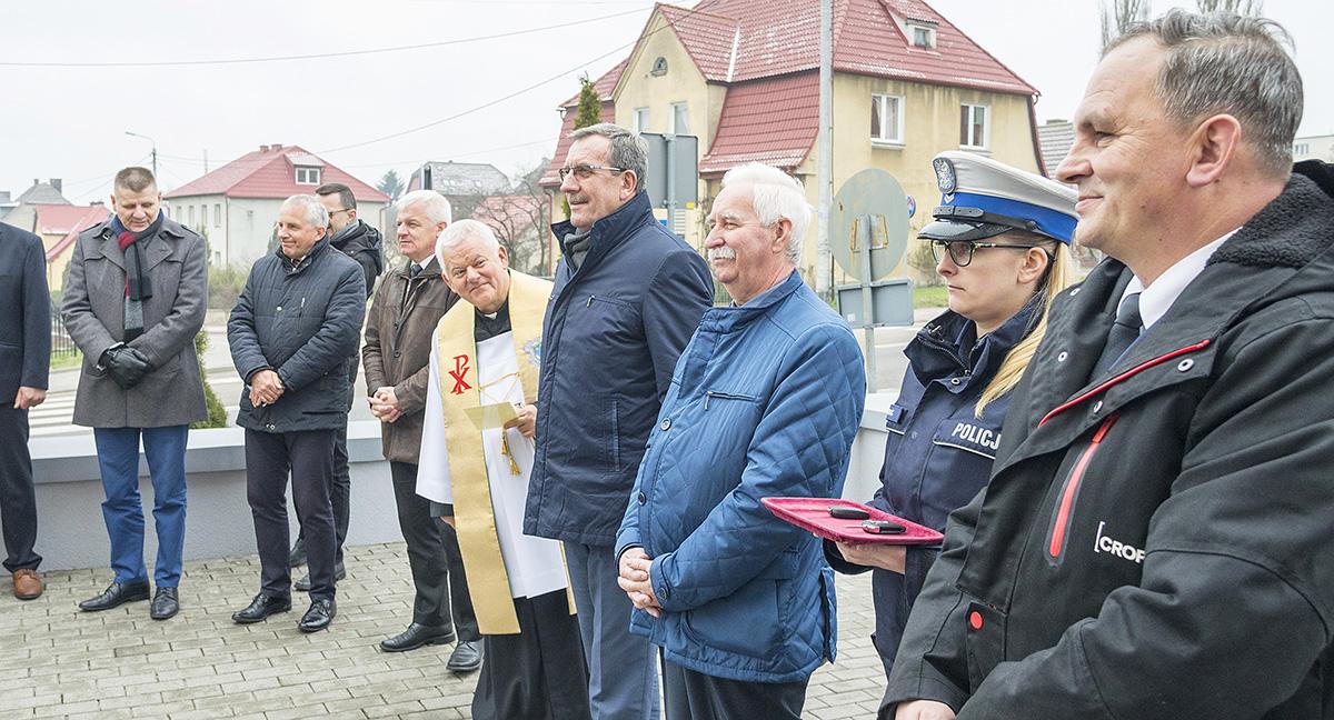 Nowe radiowozy dla policjantów