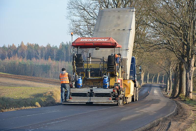 Dwa dywaniki i szersze pobocze