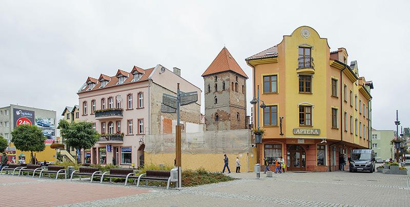 Rozbierają kamienicę