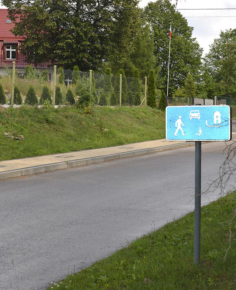 45 podpisów dla 3 spowalniaczy
