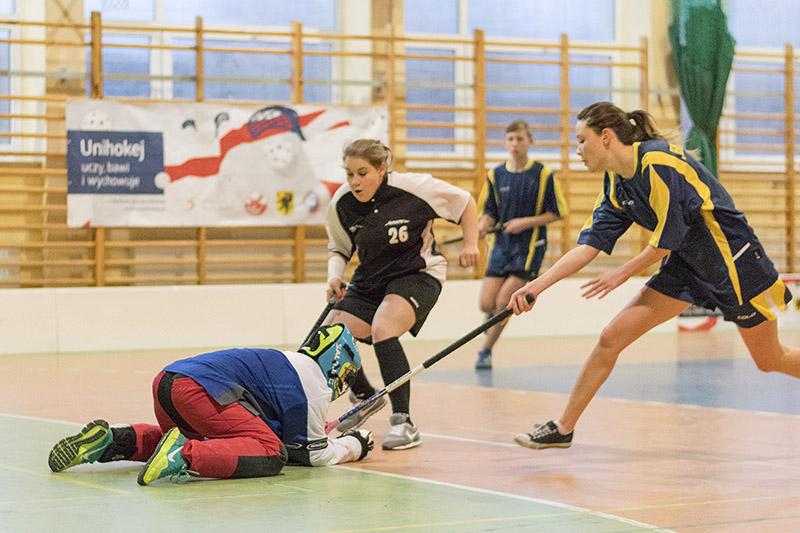 Turniej unihokeja w Tuchomiu