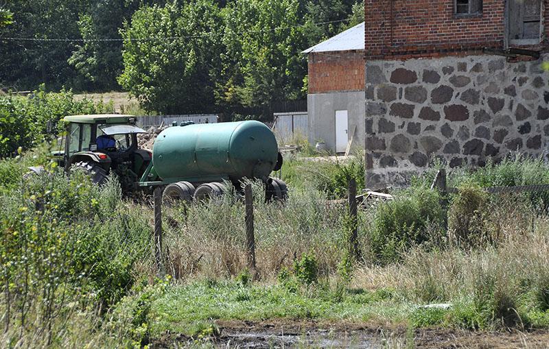 Hodowla zatruwa wieś, czyli wojna o świnie?