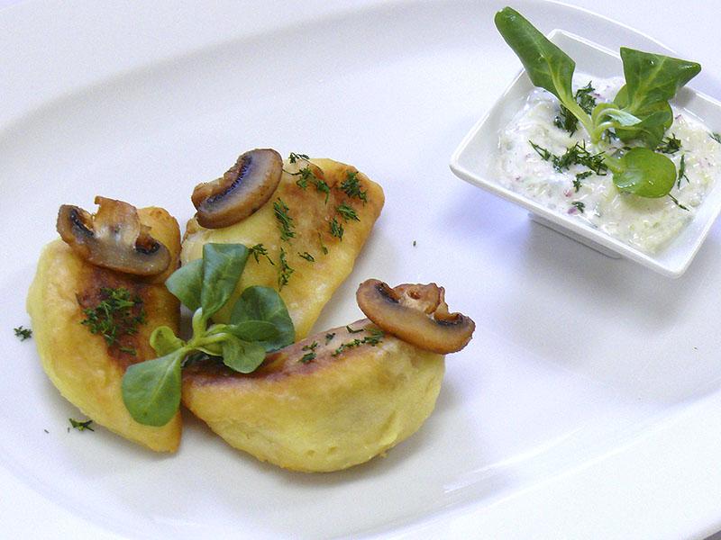 Pierogi ziemniaczane z mięsem