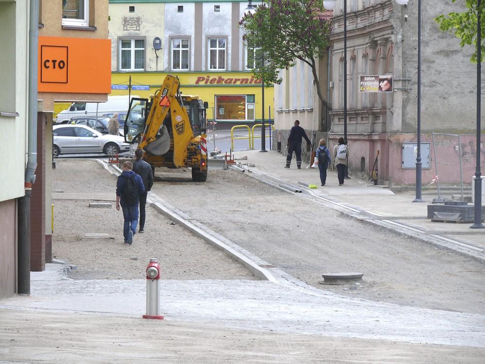 Płytki przyjdą z opóźnieniem