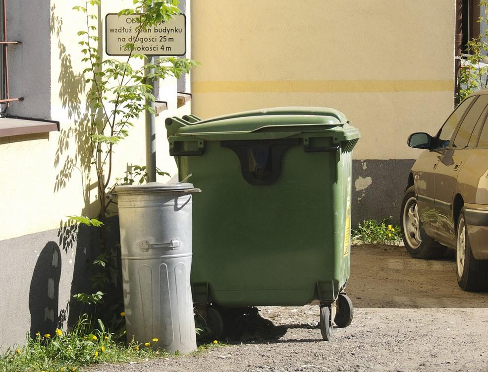 Plastik z papierem!