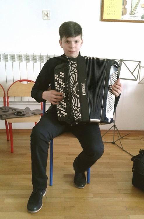 Zdolny akordeonista