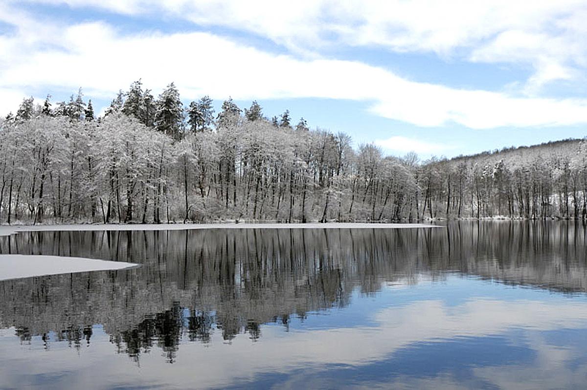 Gm. Bytów. Sprawdzą stan jeziora Jeleń