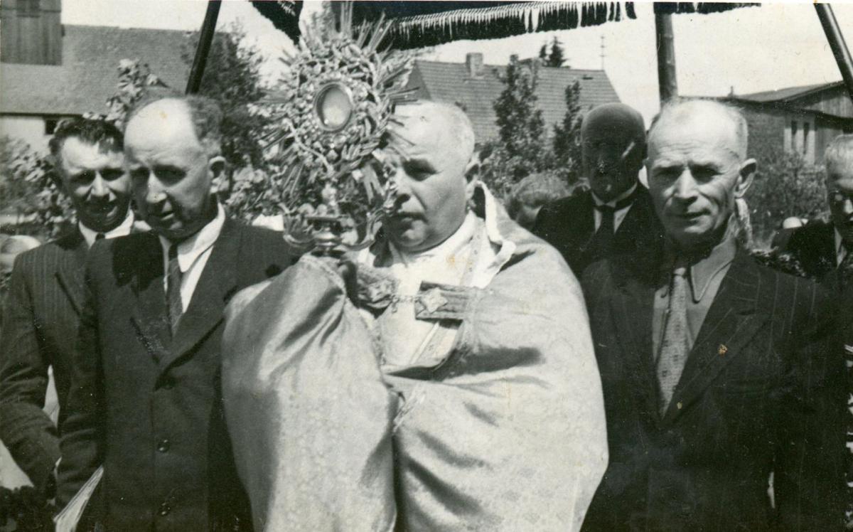 Anegdoty o ks. dziekanie Stanisławie Klatce (część 1)