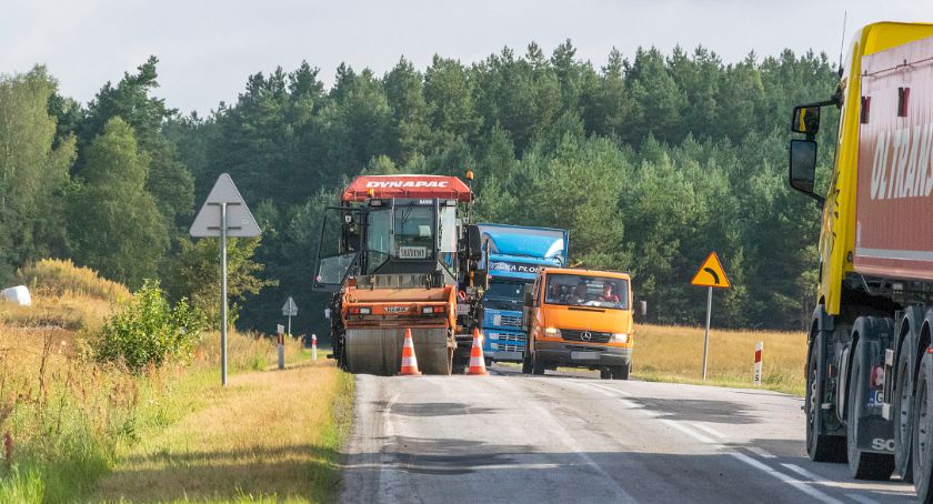 Remont drogi 212 przed Lipnicą
