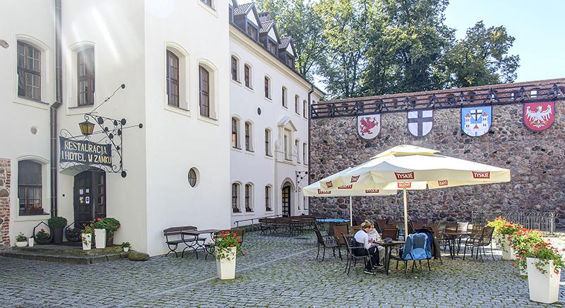 Najpierw restauracja, a potem hotel