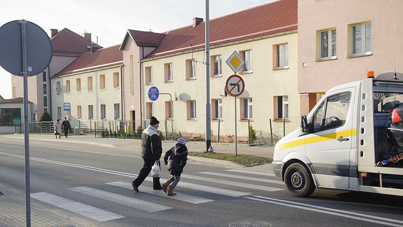 Potrącony na niedoświetlonym przejściu