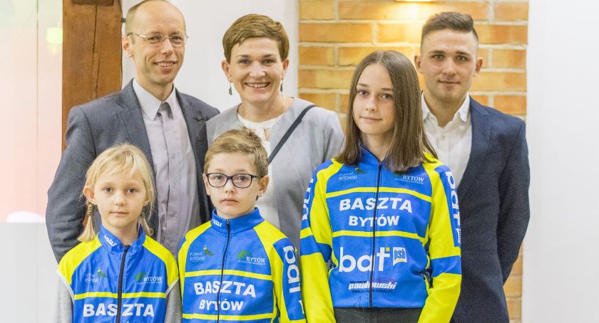 Kolarz Kamil Małecki podziękował za wsparcie 