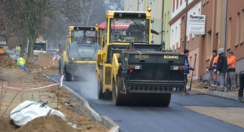 Ul. Pochyła w Bytowie przejezdna w dolnym odcinku
