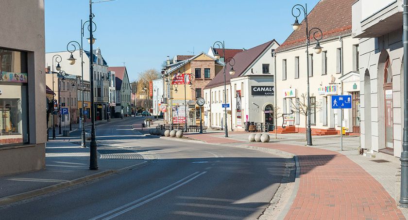 Opustoszałe ulice Bytowa