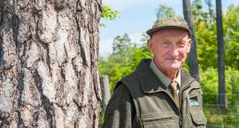 Władysław Halenda leśniczy z leśnictwa Gałęźnia