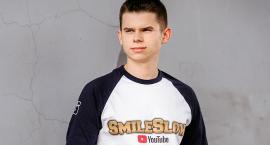 SmileSlow, czyli Krystian Maczacza - youtuber z Modrzejewa
