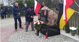 Odsłonięcie tablicy w Starej Hucie
