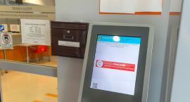 Biletomat znów czynny w wydziale komunikacji i drogownictwa bytowskiego starostwa