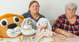 Koronkowe maskotki i serwety z Radusza wykonane przez Kamilę Stawicką i Renatę Roguską