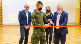 W Zespole Szkół Ponadpodstawowych w Bytowie otwarto wirtualną strzelnicę