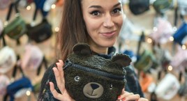 Robaki na torebce okazały się hitem. Marta Hapka z Bytowa i jej pomysł na biznes
