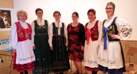 Ò norwesczich nôrodnëch òbleczeniach