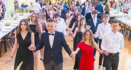 Bal ósmoklasistów w Szkole Podstawowej nr 1 w Bytowie