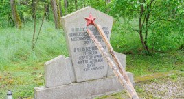 Zwalony i postawiony na powrót. Kilka słów o pomniku jeńców sowieckich z Jasienia