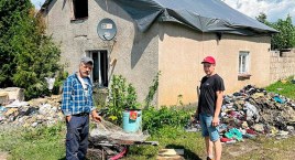 Ich dom spłonął w dwóch pożarach. Tragedia 8-osobowej rodziny z Jeleńcza