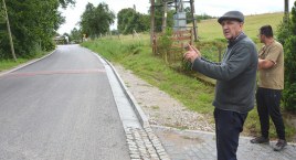 Krew zalewa, bo zalewa posesję. Problem z drogą w Wierszynie