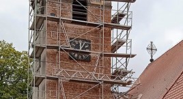 To najstarszy murowany kościół w gminie Lipnica. Właśnie przechodzi remont