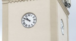 Na tarczy znów widnieją rzymskie cyfry. Zakończył się remont wieży św. Katarzyny w Bytowie