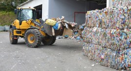 Zakład Zagospodarowania Odpadów w Sierznie testuje nową mobilną sortownię