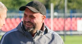 Po 7 porażce Bytovii u siebie trener Karol Szymlek podał się do dymisji