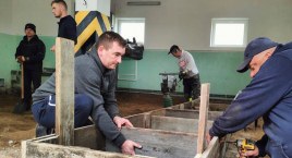 Strażacy z Trzebiatkowej wzięli sprawy w swoje ręce. Zakasali rękawy i wyremontowali remizę